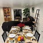 80m2 Confortable Et Spacieux *