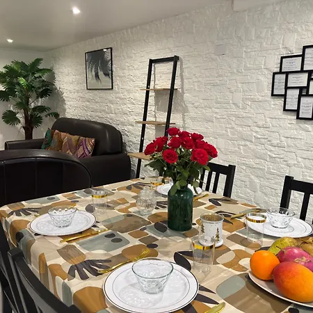 아파트 80m2 Confortable Et Spacieux *