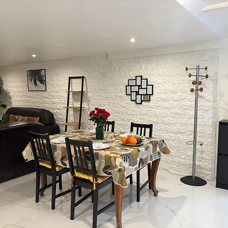 80m2 Confortable Et Spacieux 아파트 *